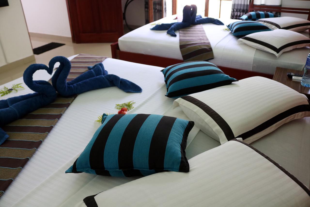 Margosa Lake Resort Анурадхапура Екстериор снимка