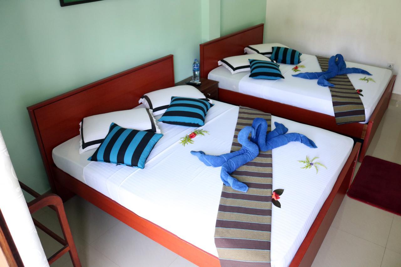 Margosa Lake Resort Анурадхапура Екстериор снимка